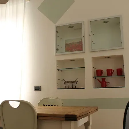 Interno 10 Апартаменты Специя